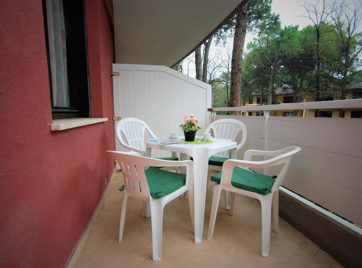 Residenza La Meridiana Lignano Sabbiadoro Bagian luar foto
